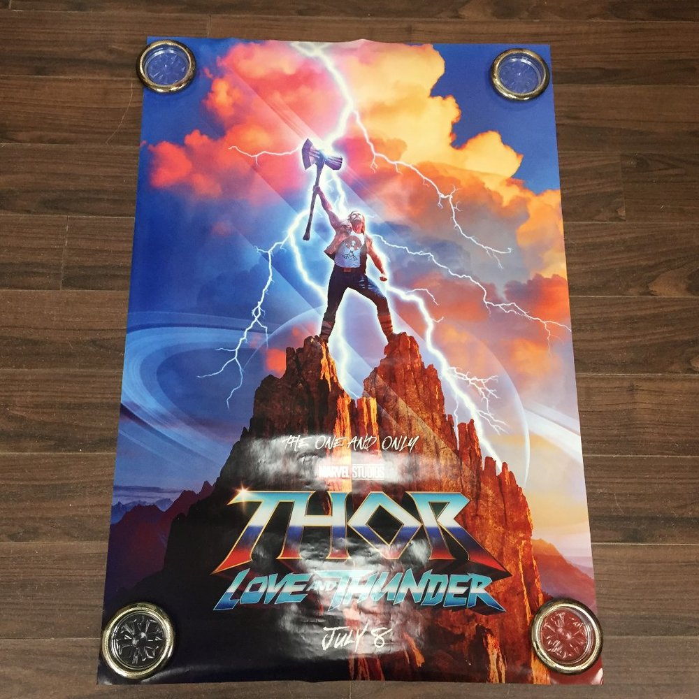 Thor Love and Thunder 27"x40" Authentic Theatre Movie Poster Advance DS Canada